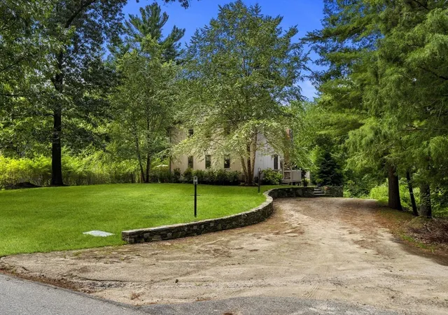 Photo 3 of Sale Pending at 2 Bassett Brook, Duxbury, MA 02332 | MLS# 73568319 | Listing updated on 2026-09-03