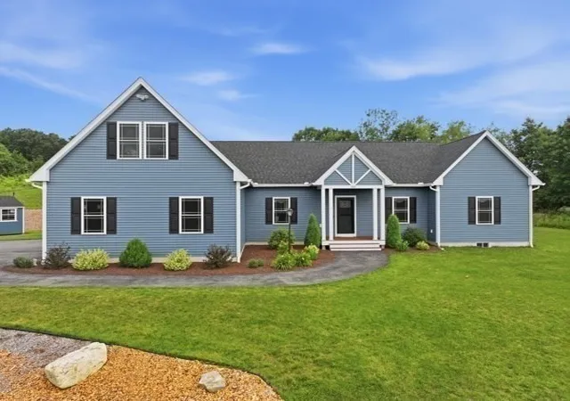 Photo 3 of Single family home for sale at 458 Pine Street, Leicester, MA 01524 | MLS# 73568491 | Listing updated on 2026-09-20