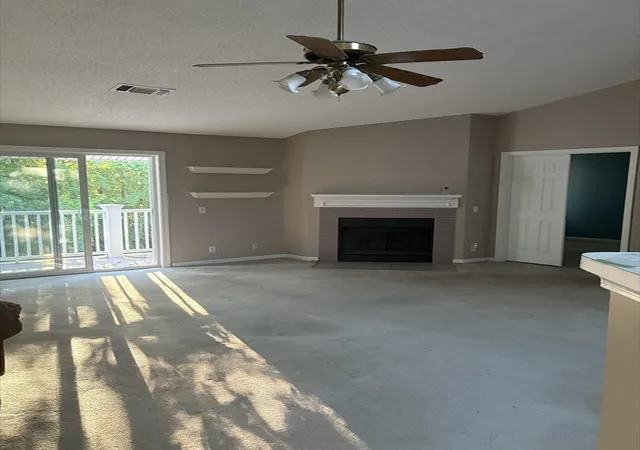 5th image of 105 Bradford Commons Ln #105, Braintree, MA 02184 | MLS# 73559175