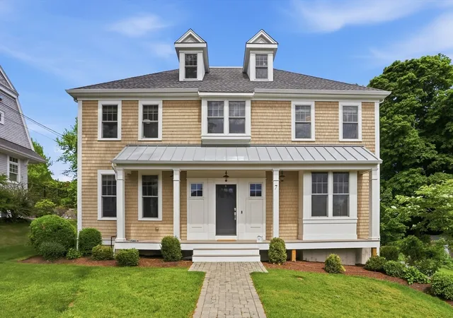 1st image of 7 Howe St, Hingham, MA 02043 | MLS# 73530131
