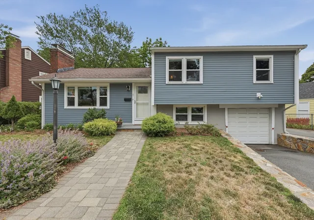 Homes for sale in Woburn, MA | 1 Middle Street, Woburn, MA 01801 | MLS# 73546760