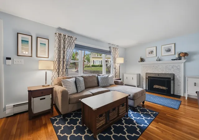 Homes for sale in Woburn, MA | 1 Middle Street, Woburn, MA 01801 | MLS# 73546760