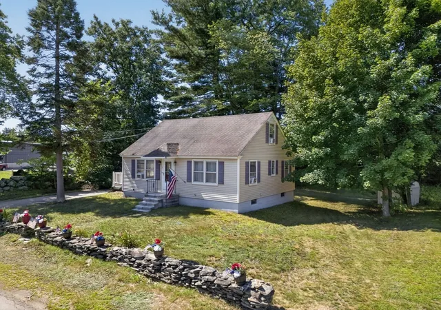 Photo 4 of Sale Pending at 2 Hurley, Dracut, MA 01826 | MLS# 73559218 | Listing updated on 2026-08-18