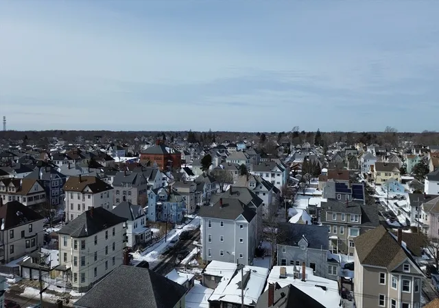4th image of 35 Larch St, New Bedford, MA 02740 | MLS# 73475829