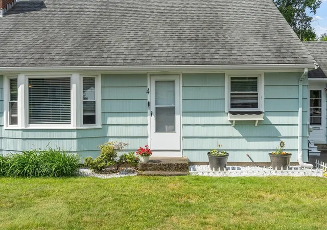 Photo 3 of Sale Pending at 4 Cranston St, Worcester, MA 01606 | MLS# 73534586 | Listing updated on 2026-09-05