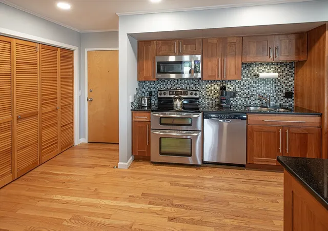 Homes for sale in Northampton, MA | 351 Pleasant Street #11, Northampton, MA 01060 | MLS# 73538407