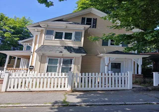 3rd image of 76 Fremont St, Lowell, MA 01850 | MLS# 73544310