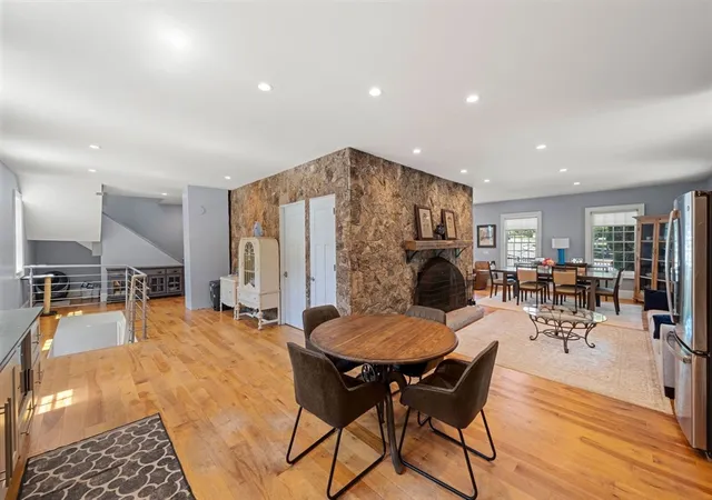 5th image of 199 Main St, Medway, MA 02053 | MLS# 73542151