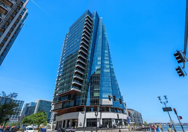 32nd image of 150 Seaport Blvd #10E, Boston, MA 02210 | MLS# 73549187