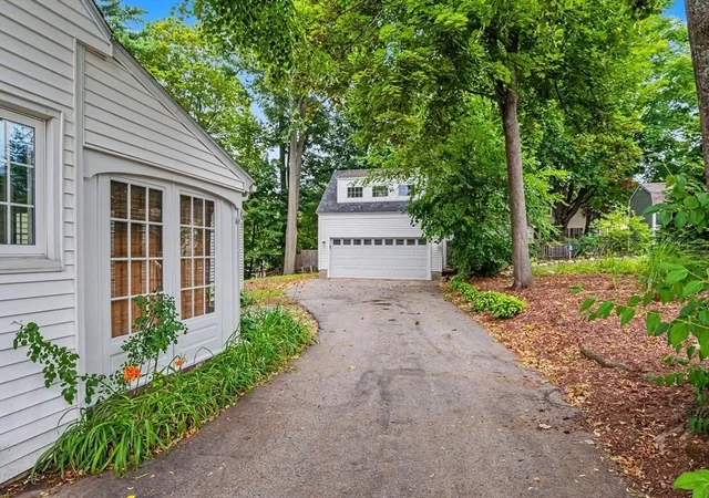 Photo 3 of Single family home for sale at 540 Concord St, Manchester, NH 03104 | MLS# 73556658 | Listing updated on 2026-09-09