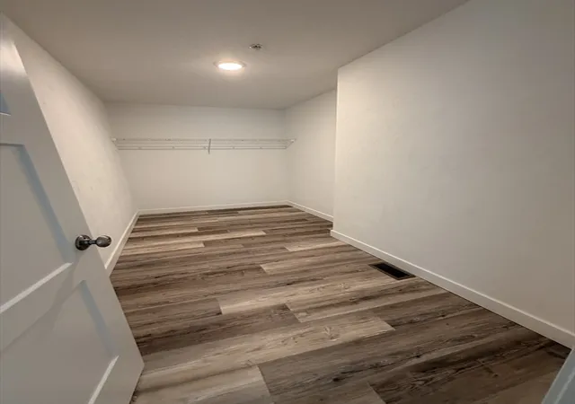 2nd image of 60 Richards St, Worcester, MA 01603