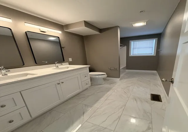 12th image of 60 Richards St #A, Worcester, MA 01603 | MLS# 73566581