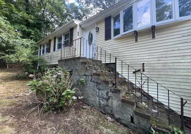 Homes for sale in Marlborough, MA | 94 Baldwin Ave, Marlborough, MA 01752 | MLS# 73548196