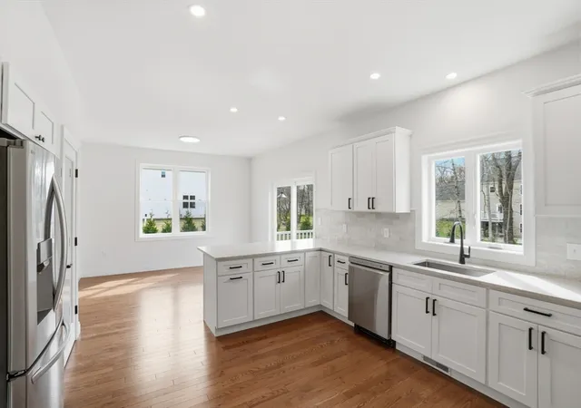 4th image of 12 Valley Run Dr, Attleboro, MA 02703 | MLS# 73498607