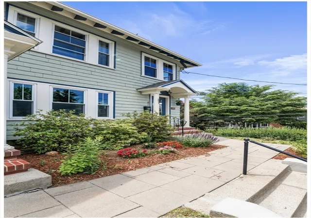 19th image of 322 Lagrange St #1, West Roxbury, MA 02132 | MLS# 73537257