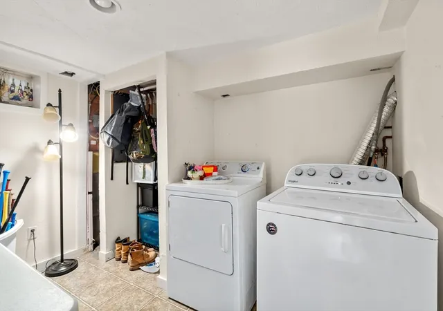 35th image of 44 Susan Park Way, Uxbridge, MA 01569 | MLS# 73558385