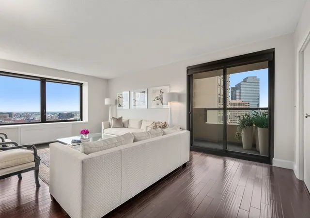 Photo 4 of Condo for sale at 85 E India #28F, Boston, MA 02110 | MLS# 73541489 | Listing updated on 2026-07-15