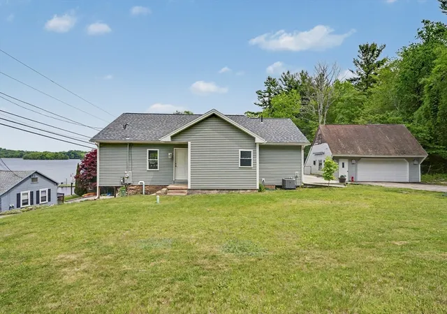 Homes for sale in Spencer, MA | 6 Wilson Ave, Spencer, MA 01562 | MLS# 73526529