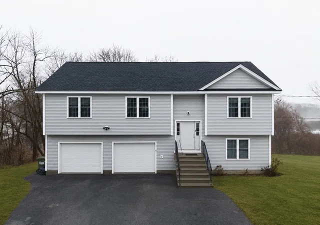 Homes for sale in Spencer, MA | 1 Lake Whittemore Dr, Spencer, MA 01562 | MLS# 73533476