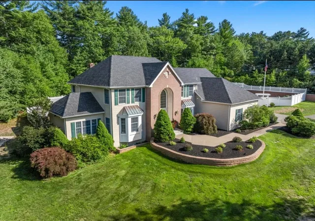 1st image of 256 Hillcrest Rd, Marshfield, MA 02050 | MLS# 73553933