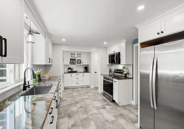 4th image of 9 Towne Road, Boxford, MA 01921 | MLS# 73533464