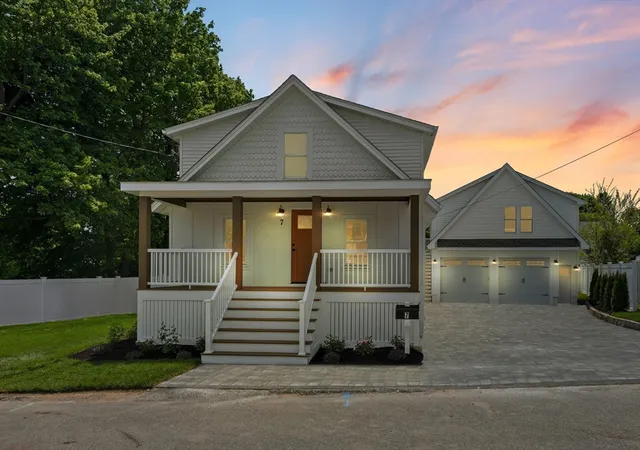 29th image of 7 Somerville Ave, Braintree, MA 02184 | MLS# 73526372