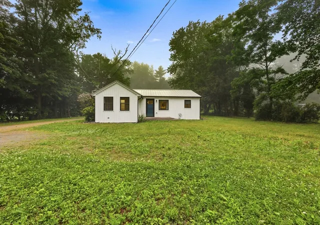 Homes for sale in Worthington, MA | 383 Huntington Rd, Worthington, MA 01098 | MLS# 73539664