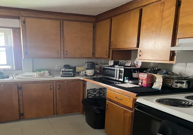 14th image of 294 Water Street, Wakefield, MA 01880 | MLS# 73547039
