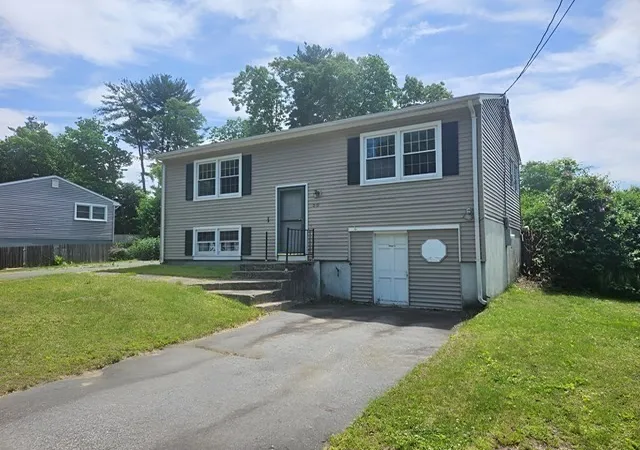 2nd image of 30 Circuit Ave, Ludlow, MA 01056 | MLS# 73534386