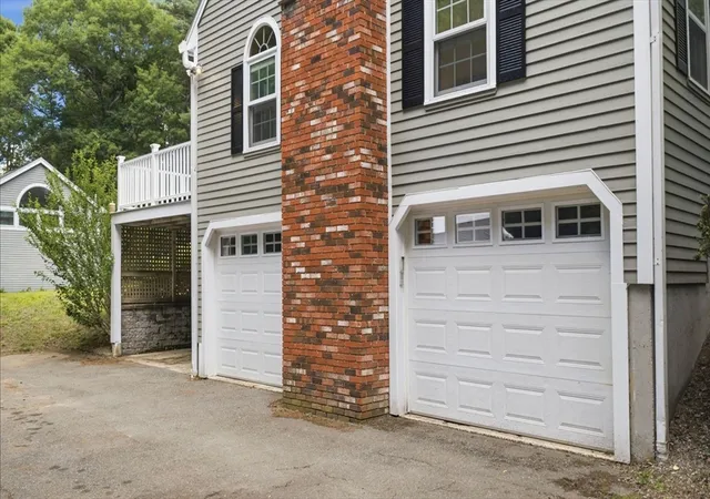 3rd image of 4 Juniper Ln, Topsfield, MA 01983 | MLS# 73542349