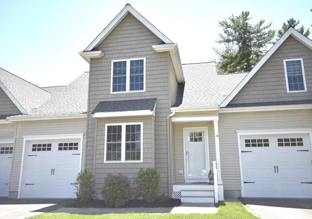 Homes for sale in Carver, MA | 19 Santana Way #19, Carver, MA 02330 | MLS# 73529630
