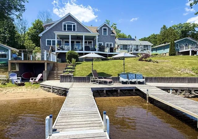 Homes for sale in East Brookfield, MA | 121 Maple St, East Brookfield, MA 01515 | MLS# 73536401