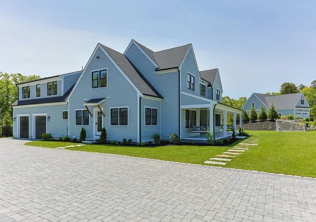 2nd image of 83 Sisters Cir, Yarmouth Port, MA 02675 | MLS# 73531718