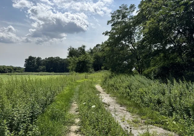 1st image of 203r Providence St Bldr Lot 6, Rehoboth, MA 02769 | MLS# 73562372