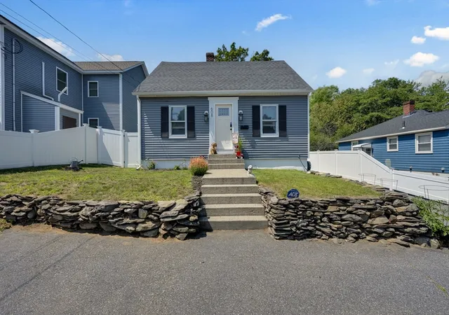 1st image of 608 Abbott Ave, Leominster, MA 01453 | MLS# 73556168