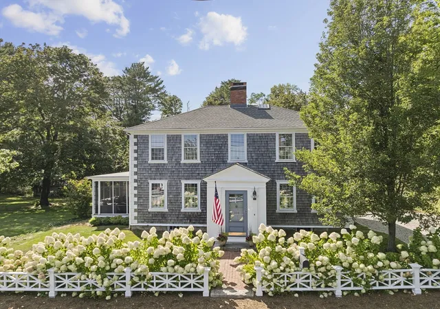 Photo 1 of Single family home for sale at 104 Standish St, Duxbury, MA 02332 | MLS# 73501656 | Listing updated on 2026-08-09