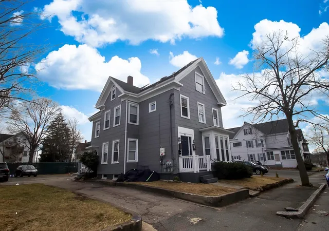 3rd image of 80 Winthrop St, Brockton, MA 02301 | MLS# 73493468