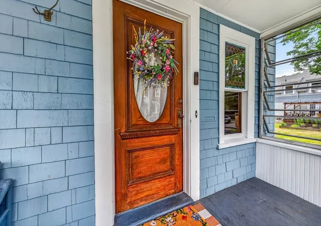 Photo 4 of Sale Pending at 9 Warren St, Norwood, MA 02062 | MLS# 73565082 | Listing updated on 2026-09-08