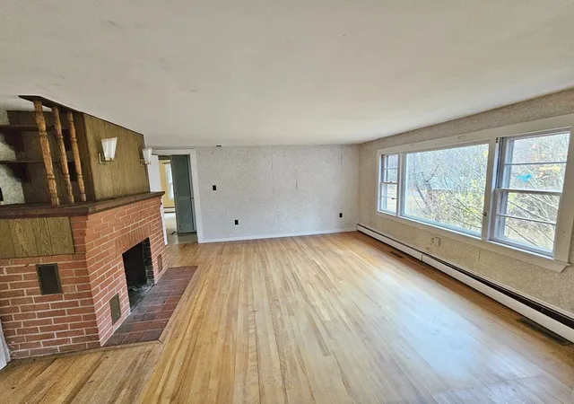 3rd image of 190 Mile Hill Road, Boylston, MA 01505 | MLS# 73543815