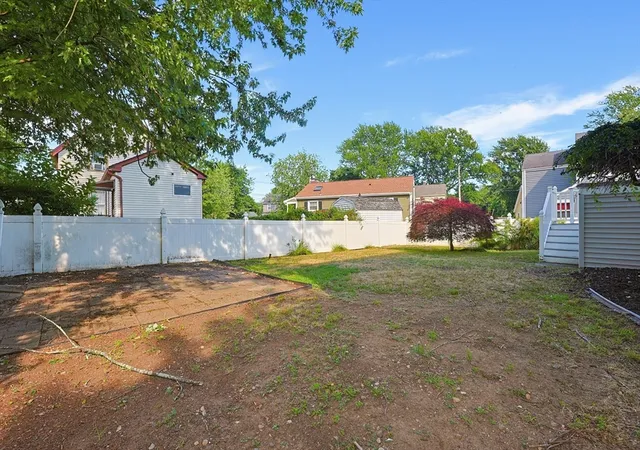40th image of 104 Fairmount Ave, Saugus, MA 01906 | MLS# 73552994