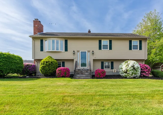 Photo 1 of Sale Pending at 9 Kathleen Dr, Warren, RI 02885 | MLS# 73564725 | Listing updated on 2026-09-12