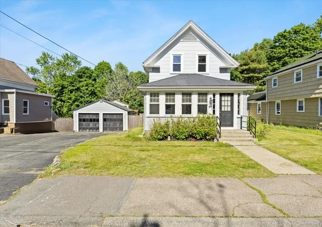 Homes for sale in Holbrook, MA | 49 Pleasant St, Holbrook, MA 02343 | MLS# 73529320