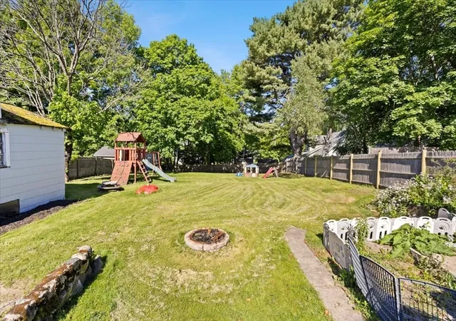 Homes for sale in Holbrook, MA | 49 Pleasant St, Holbrook, MA 02343 | MLS# 73529320