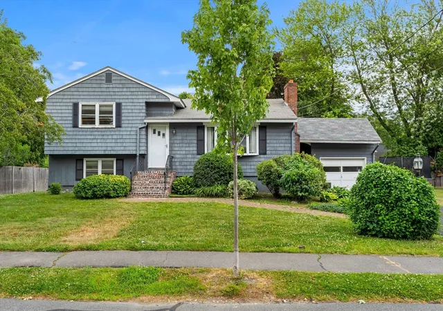 Homes for sale in Beverly, MA | 10 Pine Rd, Beverly, MA 01915 | MLS# 73540870