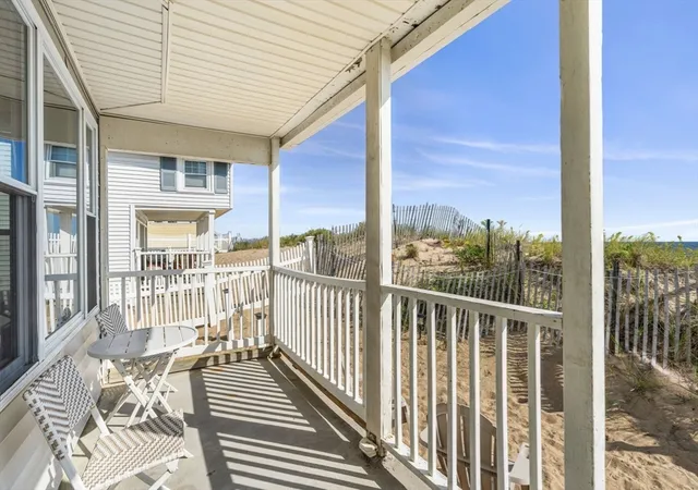 Listing Photo 5 - Condo for sale in building located at 141 Atlantic, Salisbury, MA 01952
