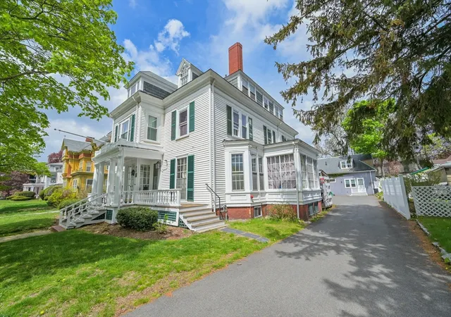 2nd image of 54 Nahant St, Lynn, MA 01902 | MLS# 73512529