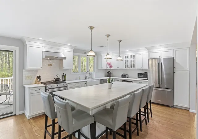 Photo 3 of Sale Pending at 15 Harvard Dr, Bedford, MA 01730 | MLS# 73517860 | Listing updated on 2026-06-05