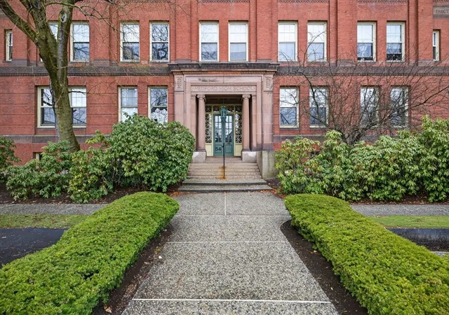 Homes for sale in Medford, MA | 54 Forest Street #320, Medford, MA 02155 | MLS# 73496042