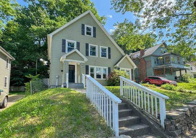 Photo 2 of Single family home for sale at 185 Leyfred Ter, Springfield, MA 01108 | MLS# 73550564 | Listing updated on 2026-09-13