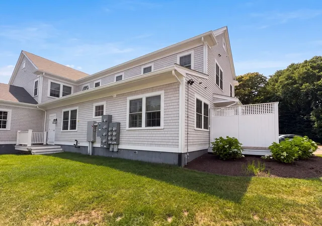 Homes for sale in Falmouth, MA | 100 Dillingham Ave, Falmouth, MA 02540